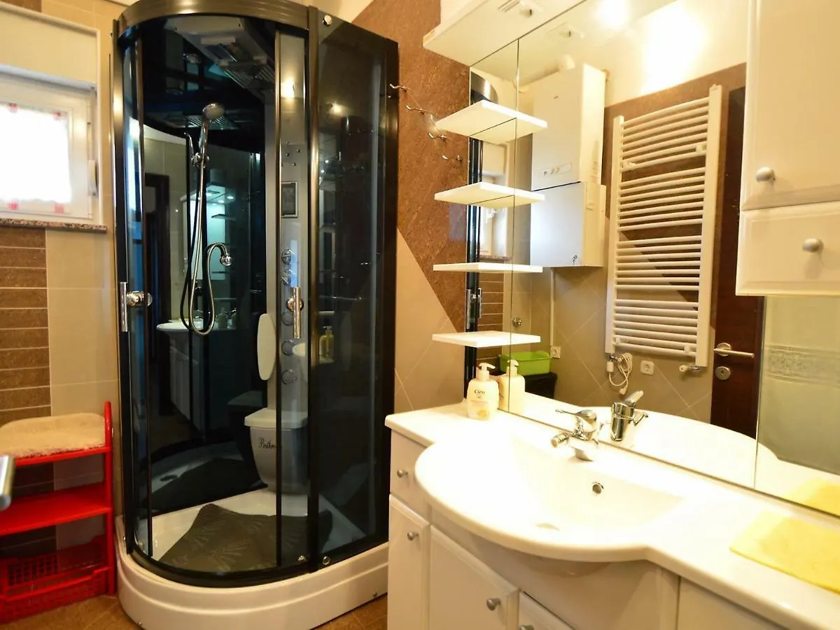 Apartment Tihomir-3 By Interhome Veprinac