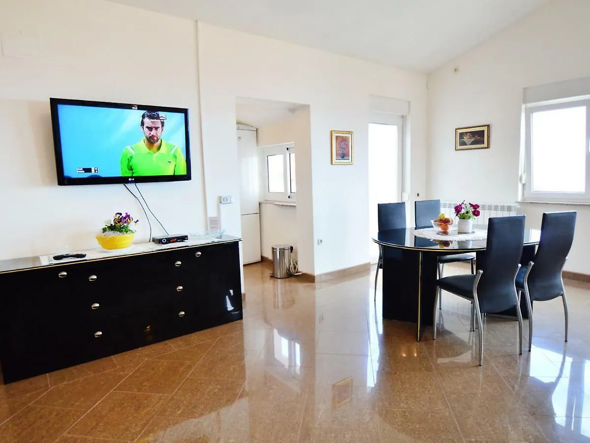 Apartment Tihomir-3 By Interhome Veprinac 0*,  Κροατία